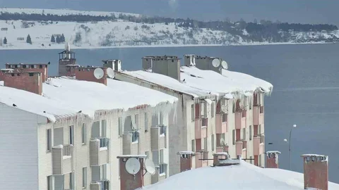 Tatvan’da Sibirya Soğukları Etkili Oluyor