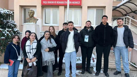 Bilecik'te Huzurevi Ziyareti Yapıldı