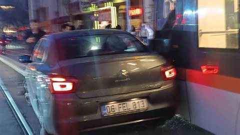 Eskişehir'de Trafik Kazası Meydana Geldi