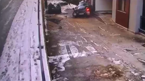 Trabzon'da Buzlu Yolda Kaza