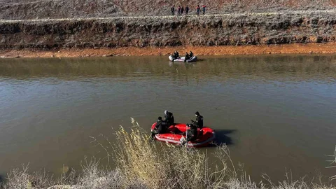 Sulama Kanalında Kaybolan Sürücü İçin Arama Çalışmaları Devam Ediyor