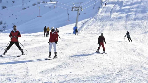 Bitlis'te Kayak Tesislerine Yoğun İlgi