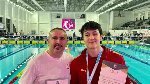 Denizli'den Yüzme Şampiyonu Başarıları