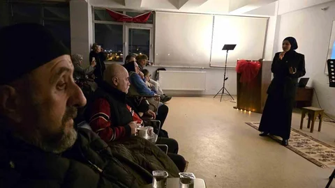 Kütahya'da Şiir Gecesi Düzenlendi