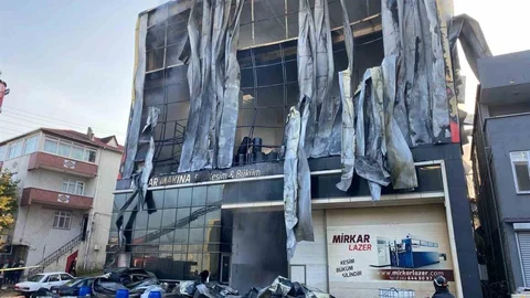Kocaeli'de Kozmetik Fabrikası Yangını Davası İade Edildi