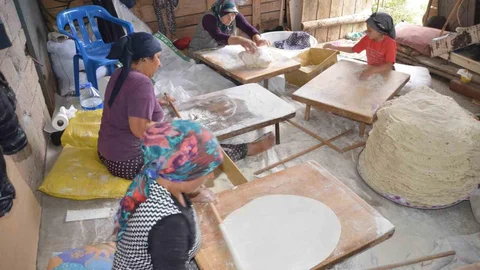 Antalya'da Yufka Ekmeği Geleneği