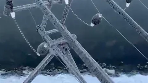 Eskişehir'de Oltalar Buz Tutuyor