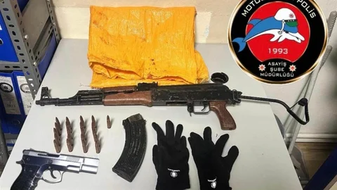 İzmir'de Aranan Şahıslar Yakalandı