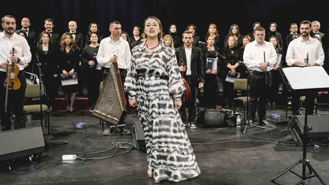 Erzurum'da Baba Kızıyla Renkler Konseri Verecek