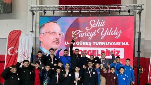 Korkuteli Pehlivanları Başarıyla Döndü