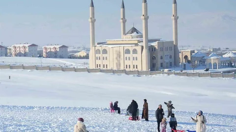 Muş'ta Kayak Sezonu Başladı