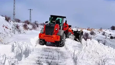Batman'da 4 Bin 859 Kilometre Yol Açıldı