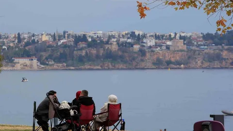 Antalya'da Bahar Havası Hakim Oldu
