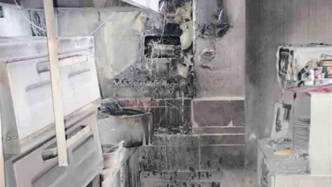 Bitlis'te İş Yerinde Yangın Çıktı