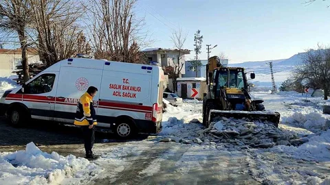 Diyarbakır'da Ambulansa Zamanında Müdahale