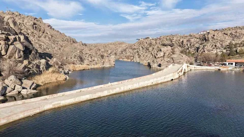 Kırıkkale'de Tarihi Çeşnigir Köprüsü