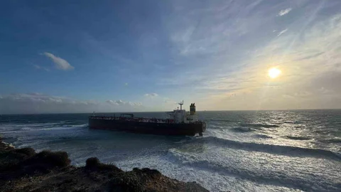 Bozcaada Açıklarında Tanker Vuruldu
