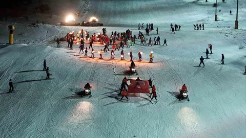 Sivas Yıldız Dağı’nda Kayak Sezonu Açıldı