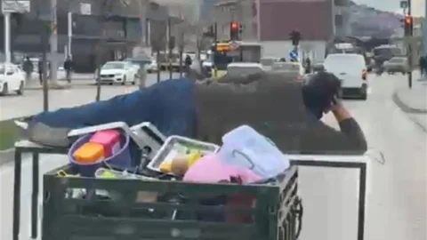 Bursa'da Tehlikeli Motosiklet Yolculuğu