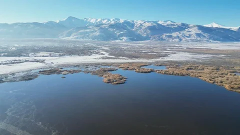 Eber Gölü Dondu, İlginç Görüntüler Ortaya Çıktı