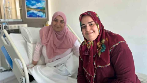 Van'da Gebelikte Şah Damarı Tümörü Ameliyatı Başarıyla Gerçekleştirildi