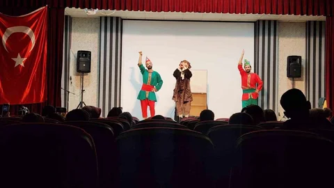 Bingöl'de Karagöz ile Bilim Buluştu