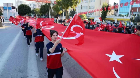 Adana'da Kurtuluş Coşkusu