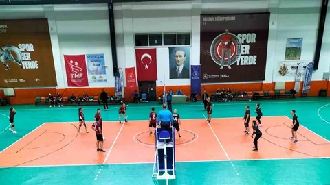 Köyceğiz Voleybol Turnuvası Devam Ediyor