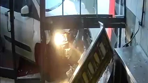 Konya'da Dönerciye Araç Girişi