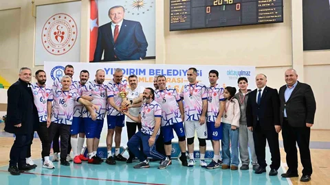 Bursa'da Voleybol Turnuvası Sona Erdi