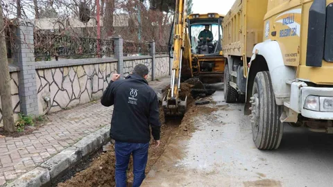 Nazilli'de İçme Suyu Hatları Yenileniyor