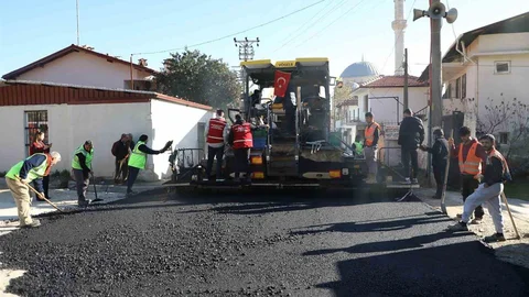 Gökova Mahallesi Yol Yenileme Çalışmaları Başladı