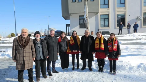 Başkan Büyükkılıç Hacılar'da Vatandaşlarla Buluştu
