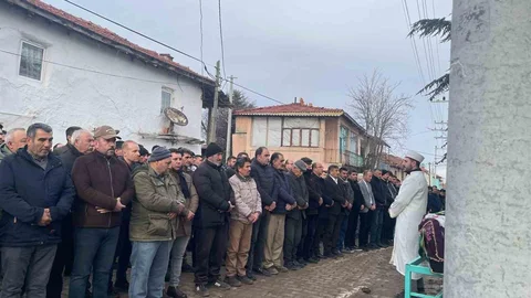 Feci Kaza Kurbanları Defnediliyor