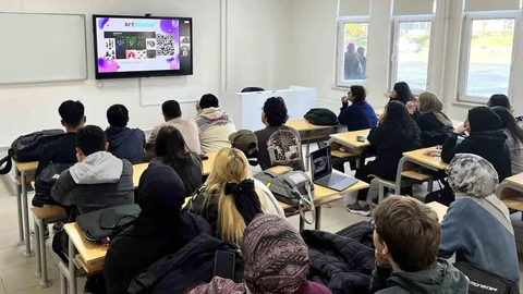 Sakarya'da Hibrit Öğrenme Ortamı Kuruldu