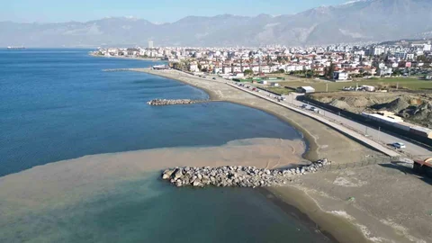 Deniz Çekilmesi Hatay'da Endişeye Neden Oldu