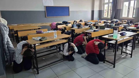 Darıca'da 37 Bin Öğrenciye Afet Eğitimi Verildi