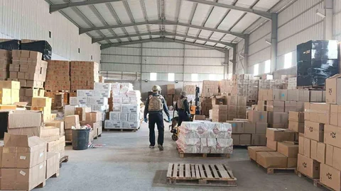 Mersin'de Patlayıcı Maddeler Ele Geçirildi