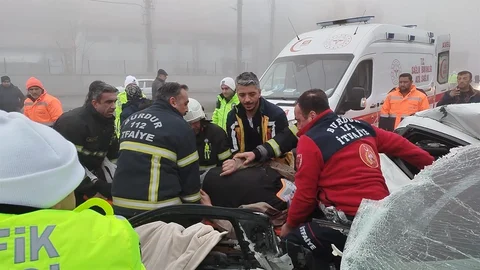 Burdur’da Zincirleme Trafik Kazası Yaşandı