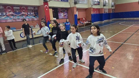 Geleceğin Sporcuları Aydın'da Antrenman Yapıyor