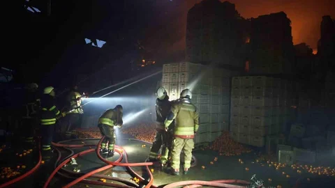 Hatay'da Yangın Faciası: 19 Yaşındaki İşçi Hayatını Kaybetti
