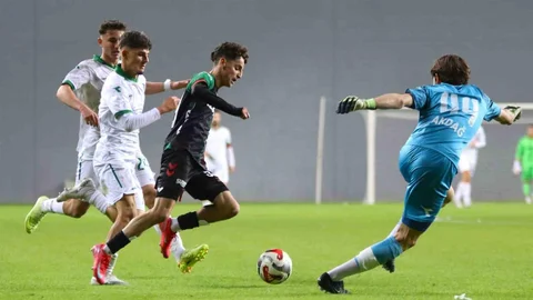 Adem Yeşilyurt Fenerbahçe'ye Yakınlaşıyor