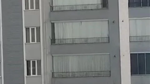 Elazığ'da Çatı Temizliği Tehlikesi