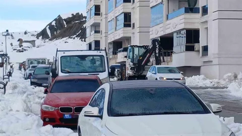 Kulp’ta Dondurucu Soğuklar Hayatı Olumsuz Etkiliyor