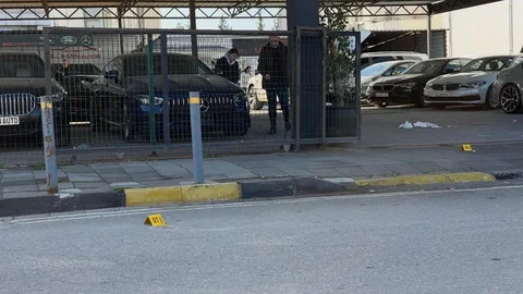 Lefkoşa'da Oto Galeriye Silahlı Saldırı