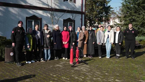 Düzce'de Kadınlar Yangın Eğitimi Aldı