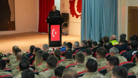 Hakkâri'de Kolluk Personeline Eğitim Verildi