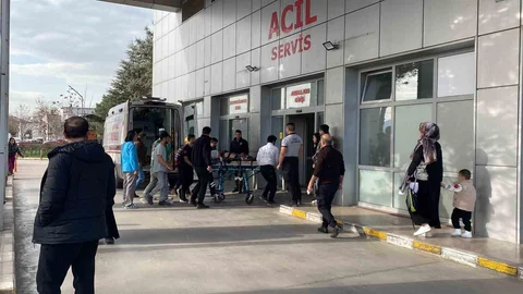 Kocaeli'de İnşaattan Düşen İşçi Yaralandı
