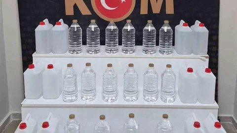 Kırşehir'de Kaçak Etil Alkol Ele Geçirildi