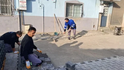 Germencik’te Yol Çalışmaları Devam Ediyor